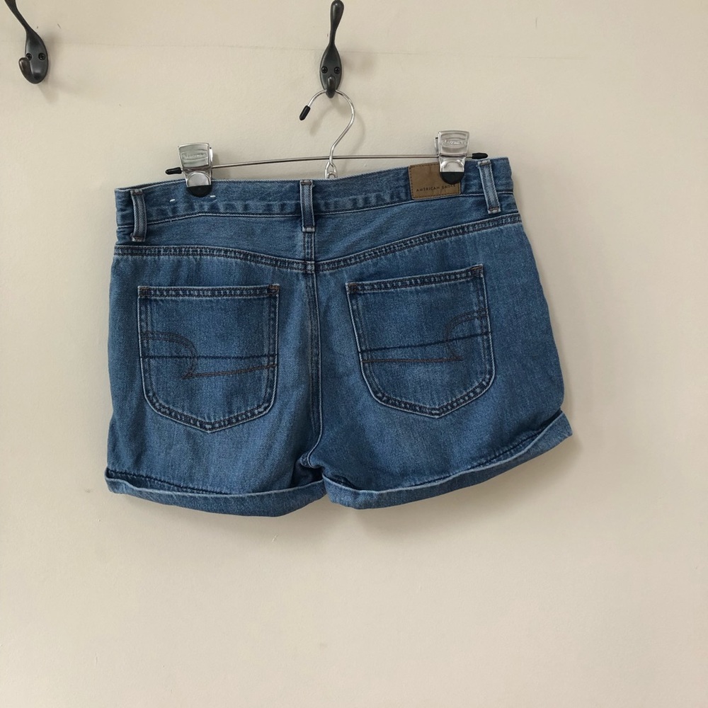 AE mom jean shorts - Picture 2 of 3